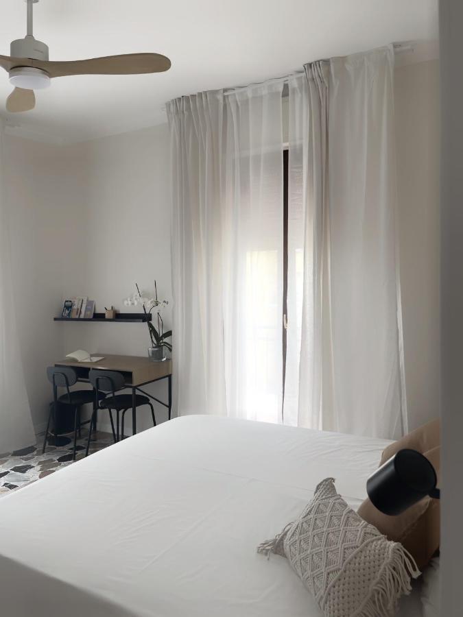 Leonardo Da Vinci Rooms Алгеро Екстериор снимка